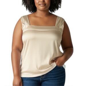 SPANX Shapewear Tank Top 1X  Nude Square Neck Smoothing Camisole